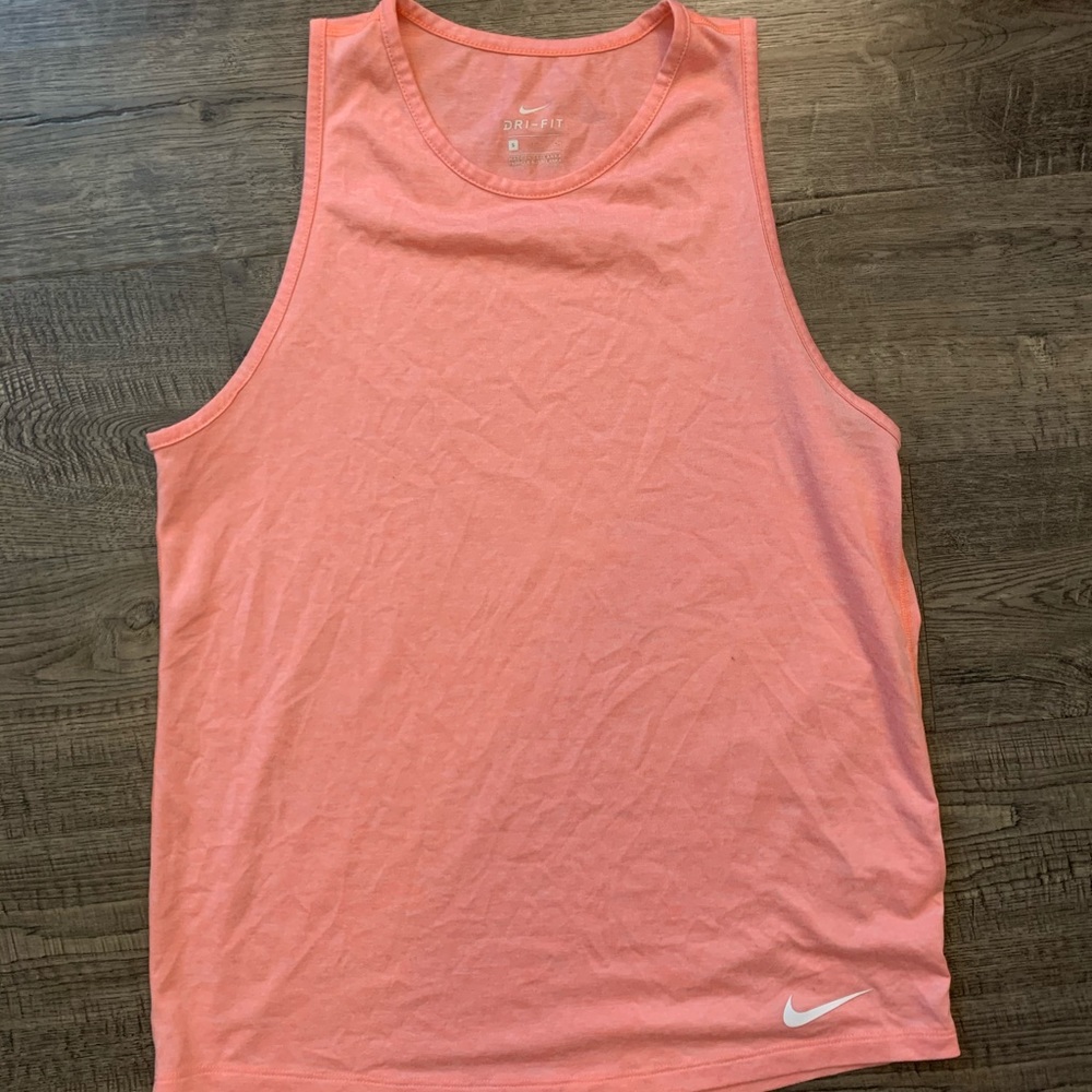 Nike coral workout top, size S